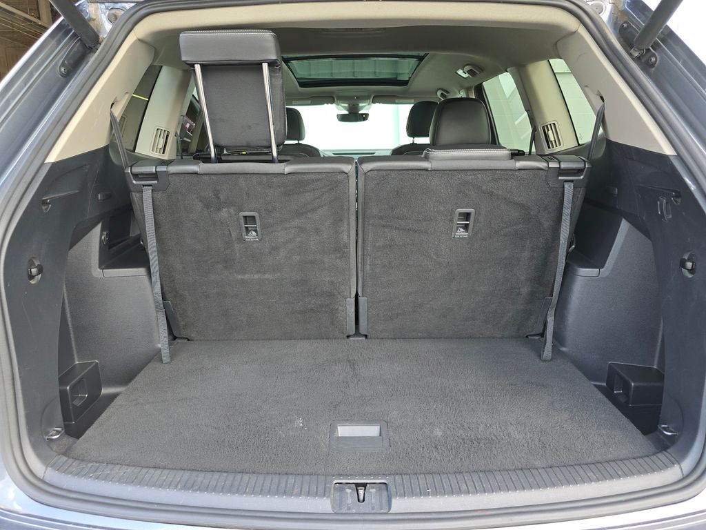 2021 Volkswagen Atlas SEL photo 19