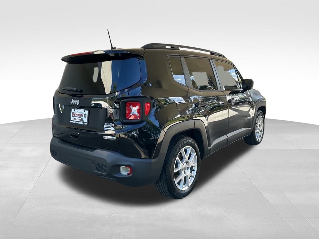 2019 Jeep Renegade Latitude photo 2