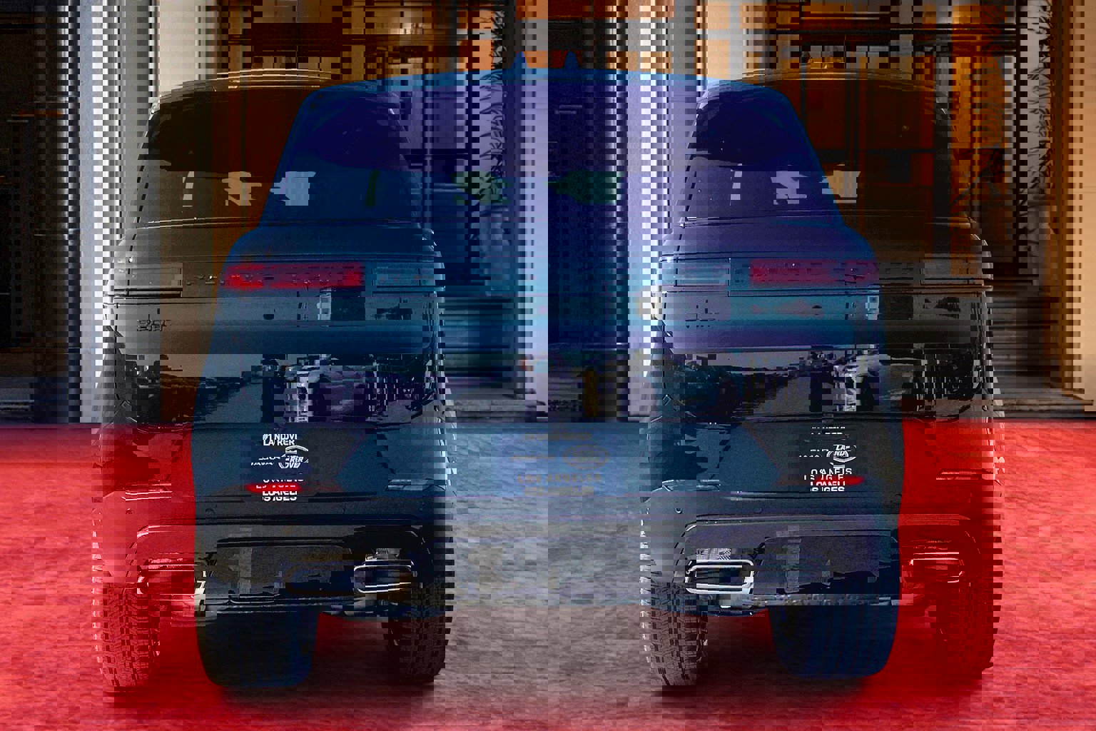 2025 Land Rover Range Rover Sport SE photo 3