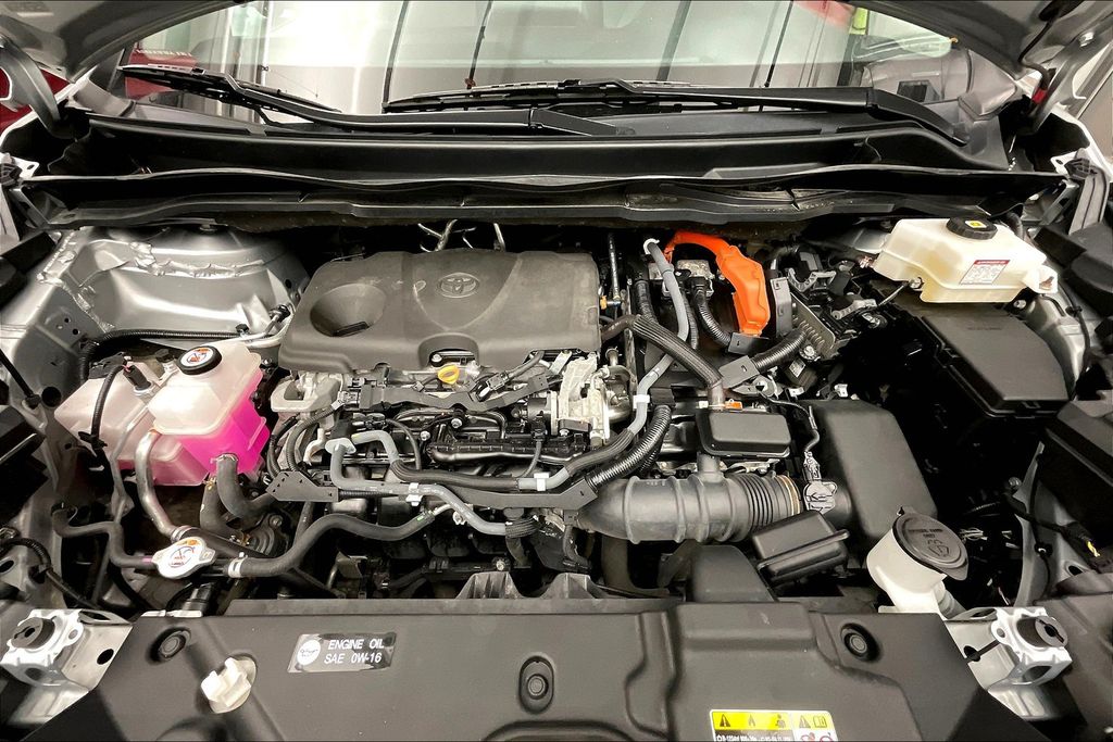 2021 Toyota Sienna XLE photo 10