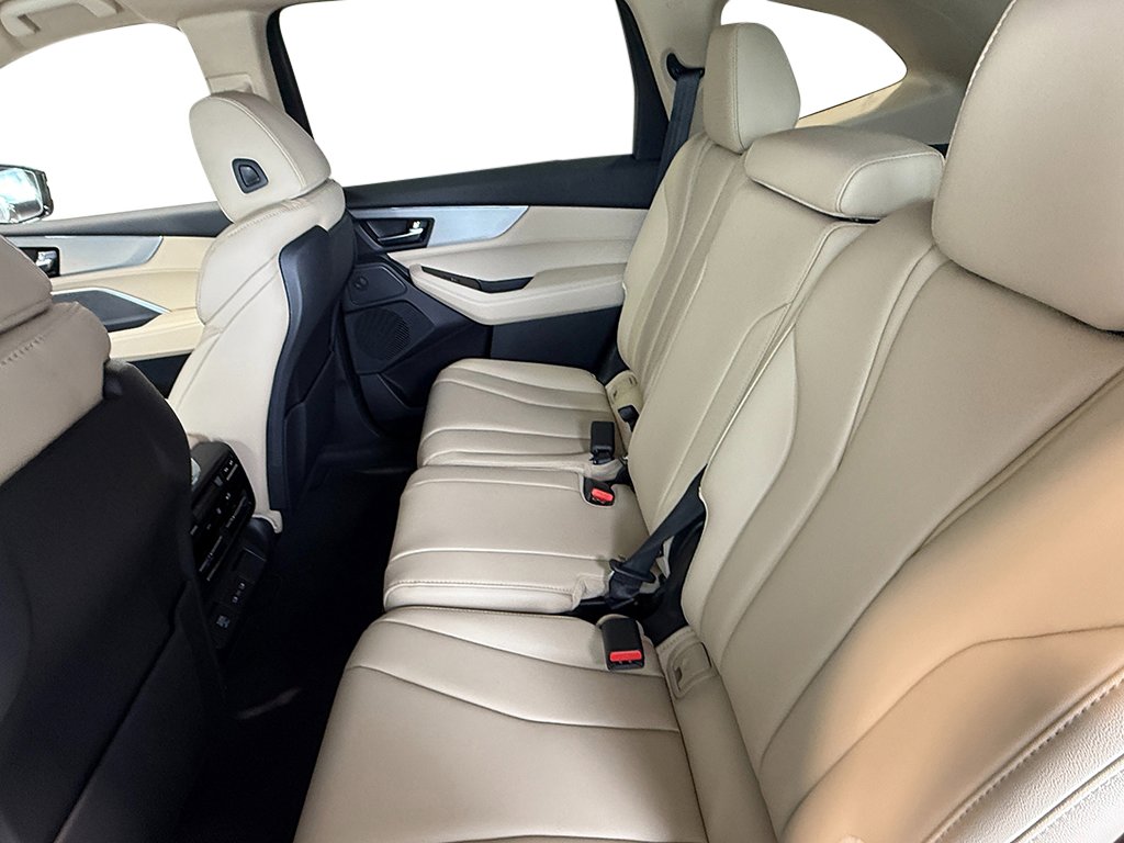 2026 Acura MDX SH-AWD photo 24