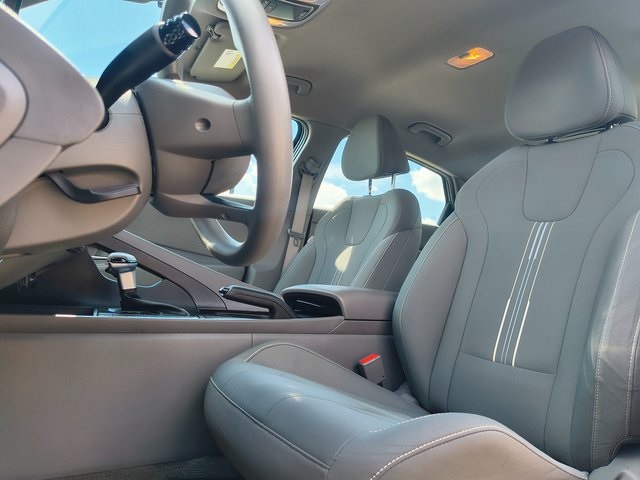 2021 Hyundai Elantra SEL photo 7