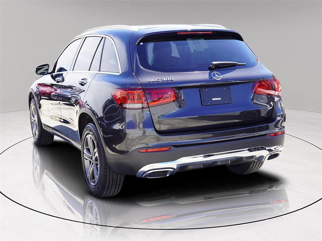 2022 Mercedes Benz GLC 300 photo 4