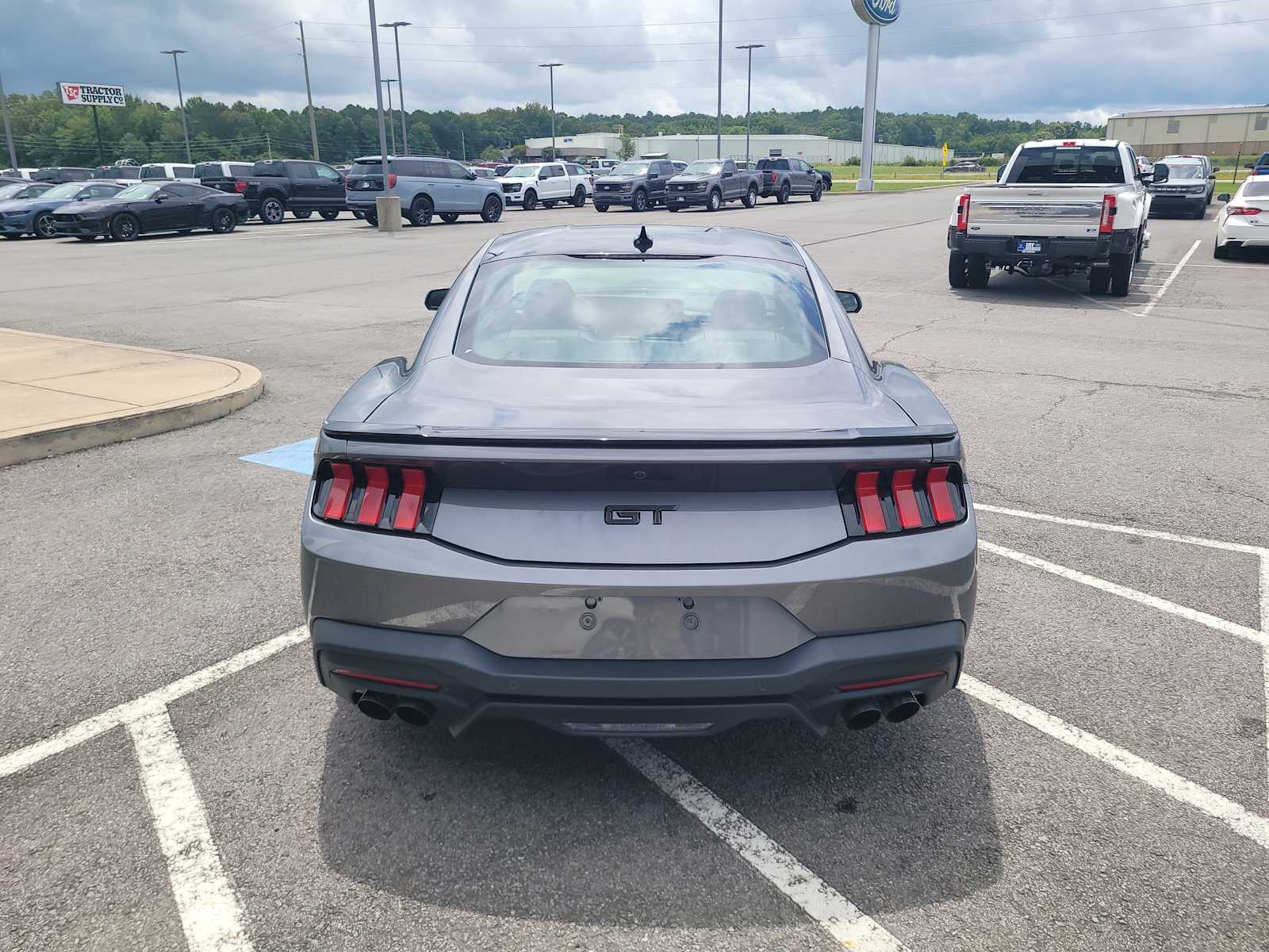 2025 Ford Mustang GT Premium photo 4