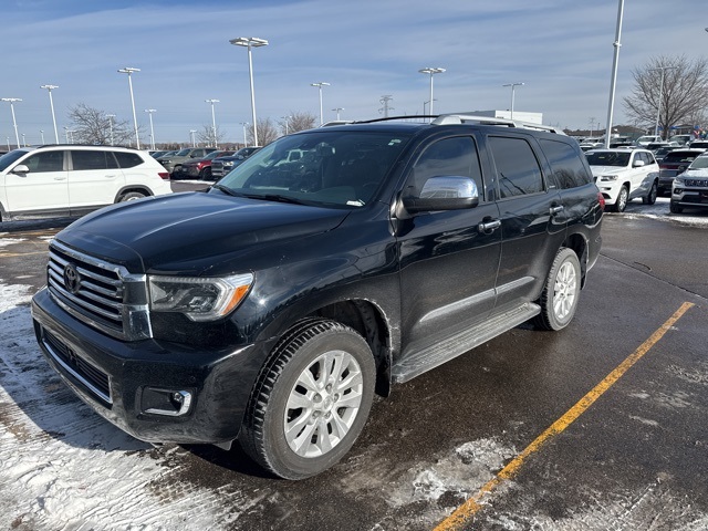 Used 2021 Toyota Sequoia Platinum with VIN 5TDGY5B1XMS181783 for sale in Shakopee, Minnesota