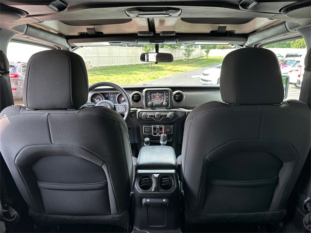 2021 Jeep Gladiator Willys photo 10