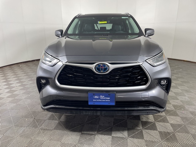 Certified 2021 Toyota Highlander XLE with VIN 5TDGBRCH4MS067315 for sale in Shakopee, Minnesota