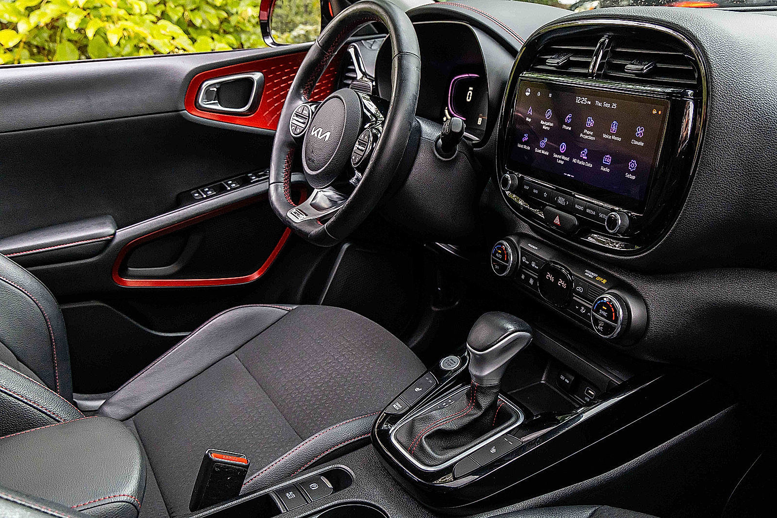 2023 Kia Soul GT-Line photo 25