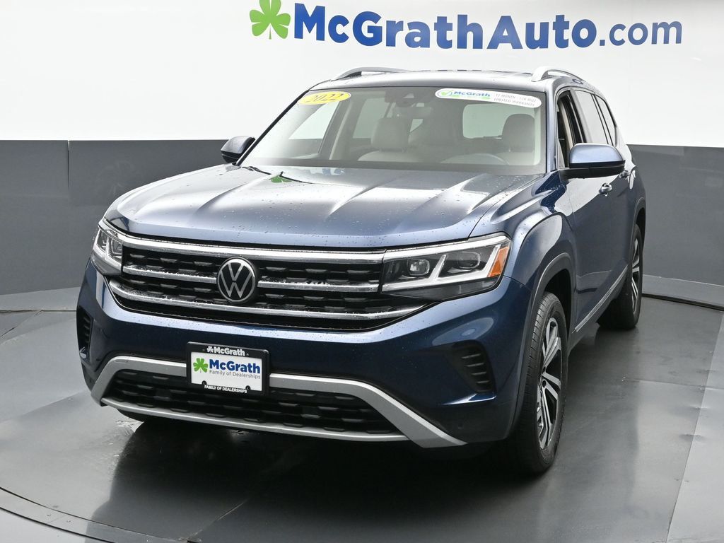2022 Volkswagen Atlas SEL photo 3