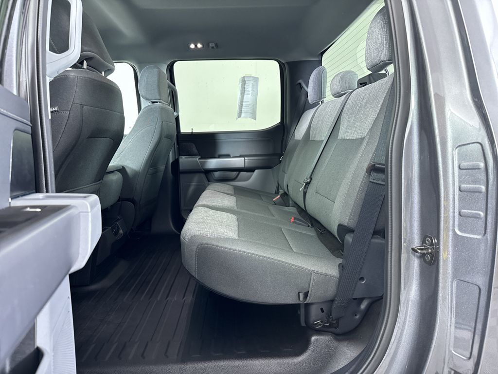 2021 Ford F-150 XLT photo 14