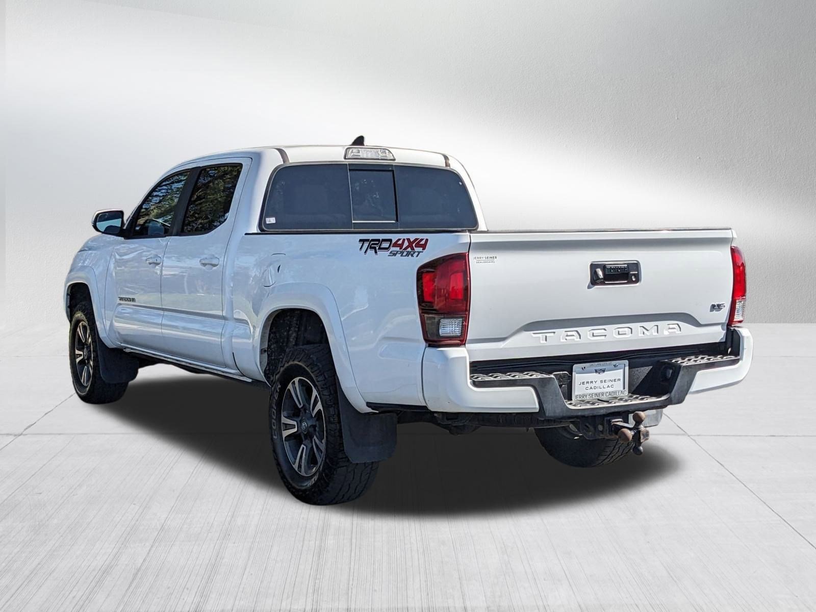2019 Toyota Tacoma SR5 Long Bed photo 3