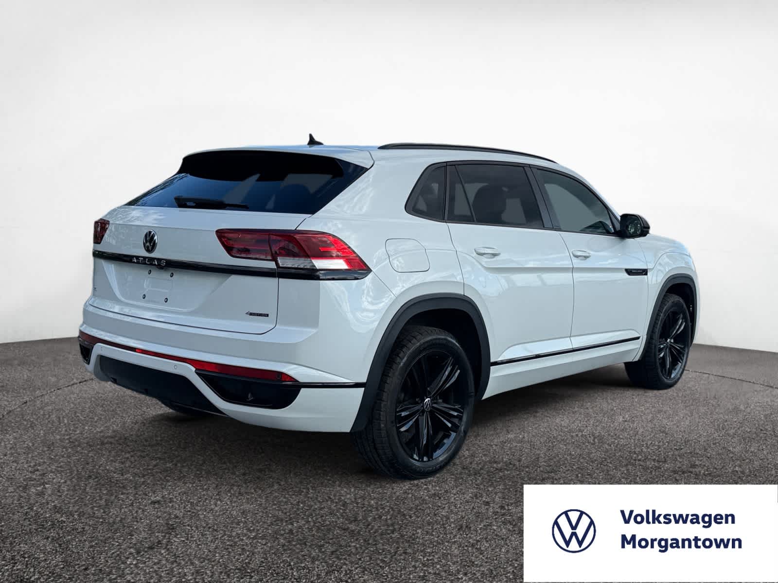 2023 Volkswagen Atlas Cross Sport SEL R-Line photo 4