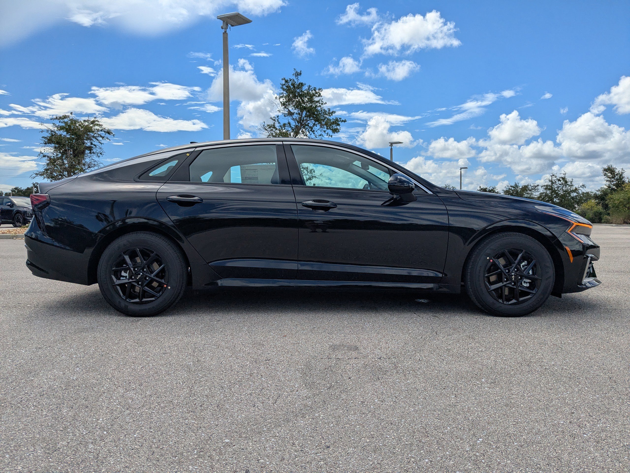 2026 Kia K5 LXS photo 4
