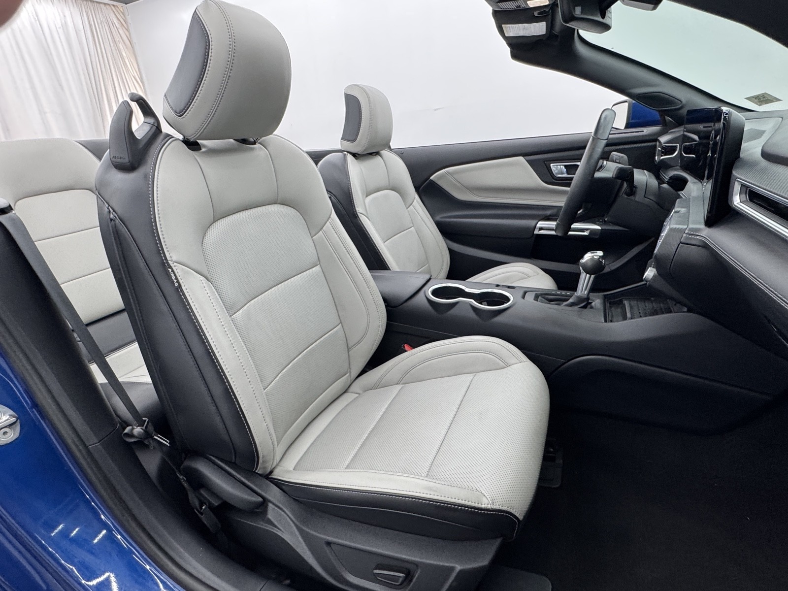 2024 Ford Mustang EcoBoost Premium photo 28