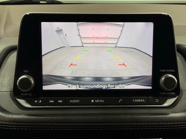 2021 Nissan Rogue S photo 20