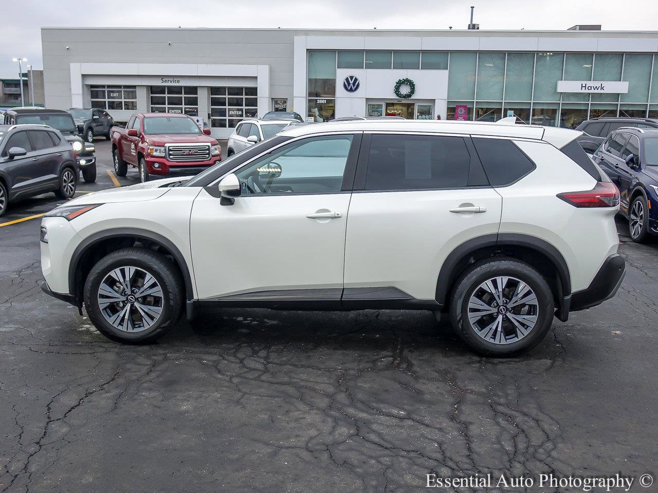 2023 NISSAN ROGUE - Image 3