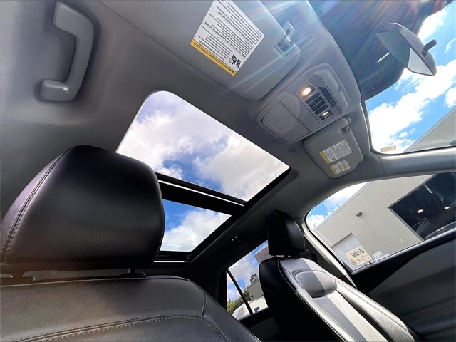 2022 Ford Explorer XLT photo 18