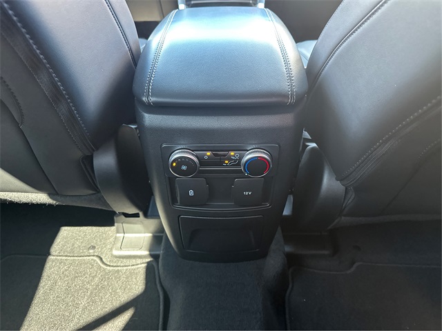 2022 Ford Explorer XLT photo 22