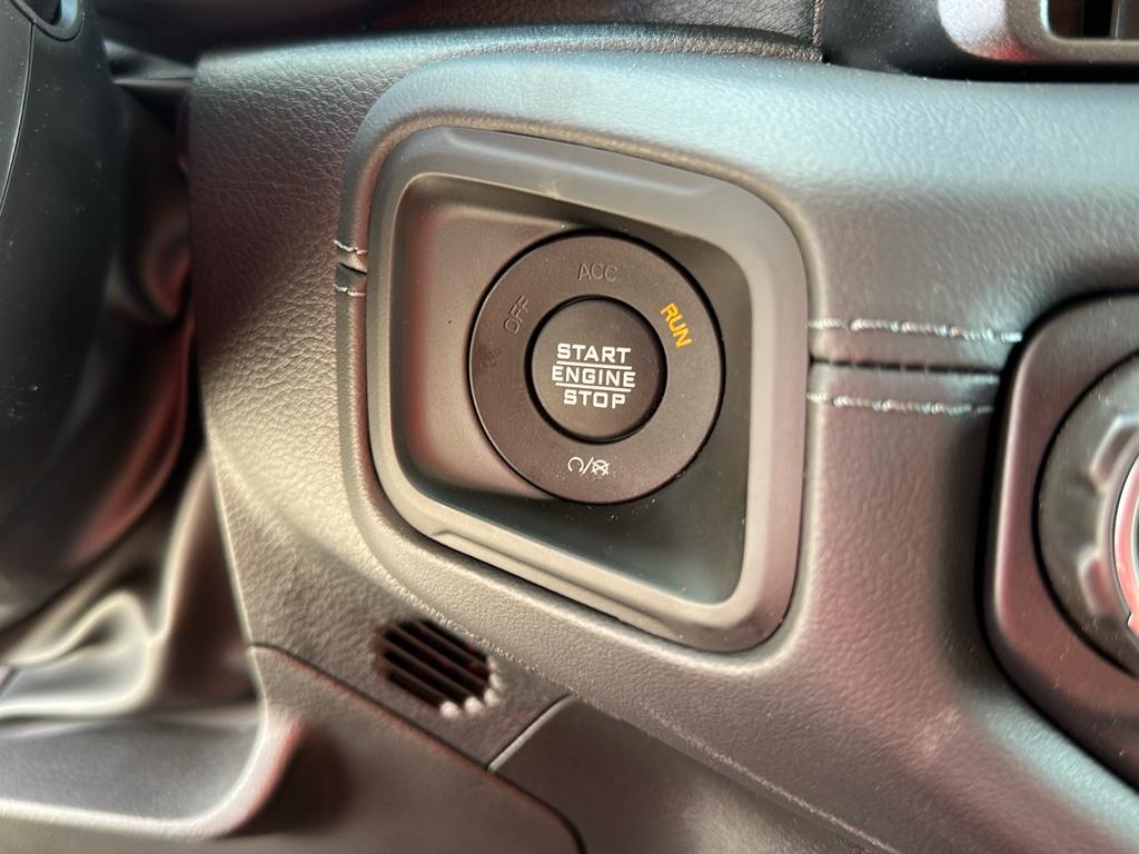 2025 Jeep Gladiator Mojave photo 25