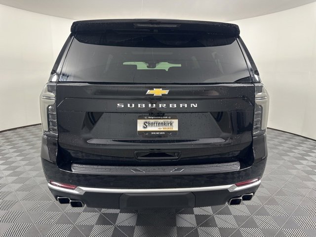 2026 Chevrolet Suburban High Country photo 3