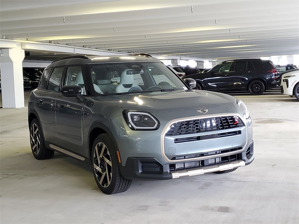 2025 Mini Countryman S ALL4 photo 2