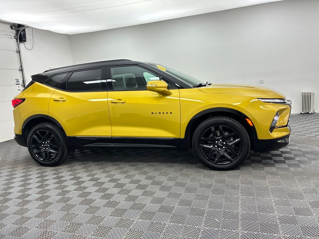 2024 Chevrolet Blazer RS photo 10
