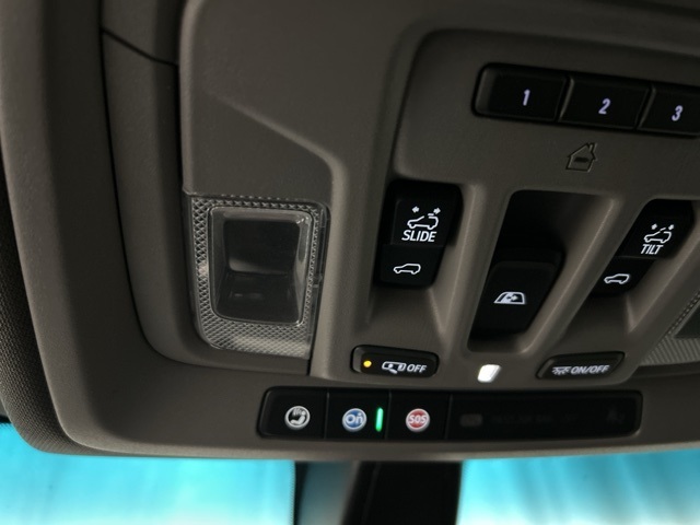 2021 Gmc Sierra 1500 SLT photo 12