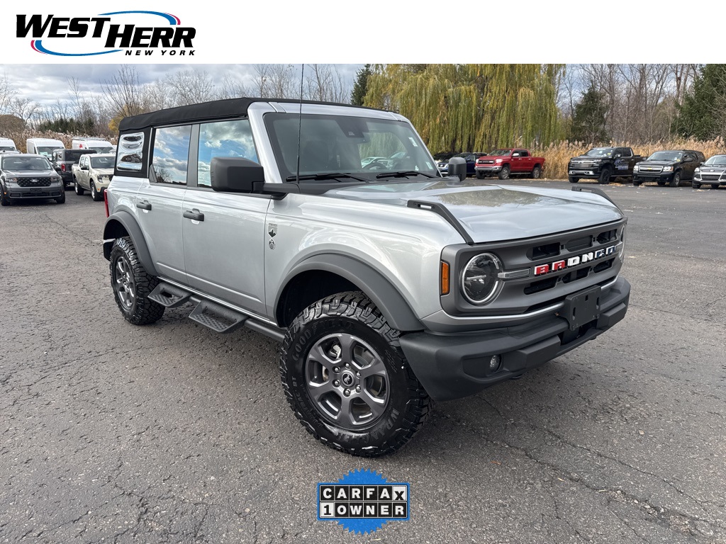 2023 Ford Bronco 4-Door Big Bend's photo