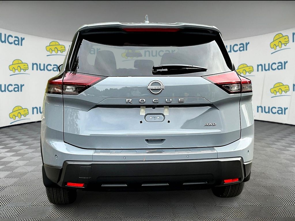 2026 Nissan Rogue SV photo 4