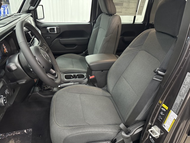 2025 Jeep Gladiator Sport S photo 4