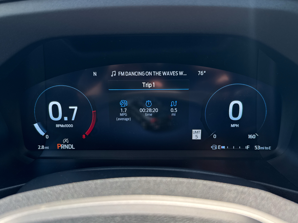2025 Ford Explorer photo 27