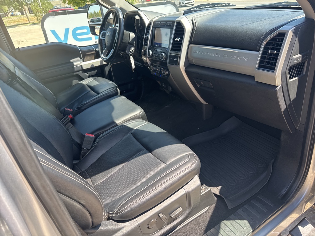 2020 Ford F-250 photo 21