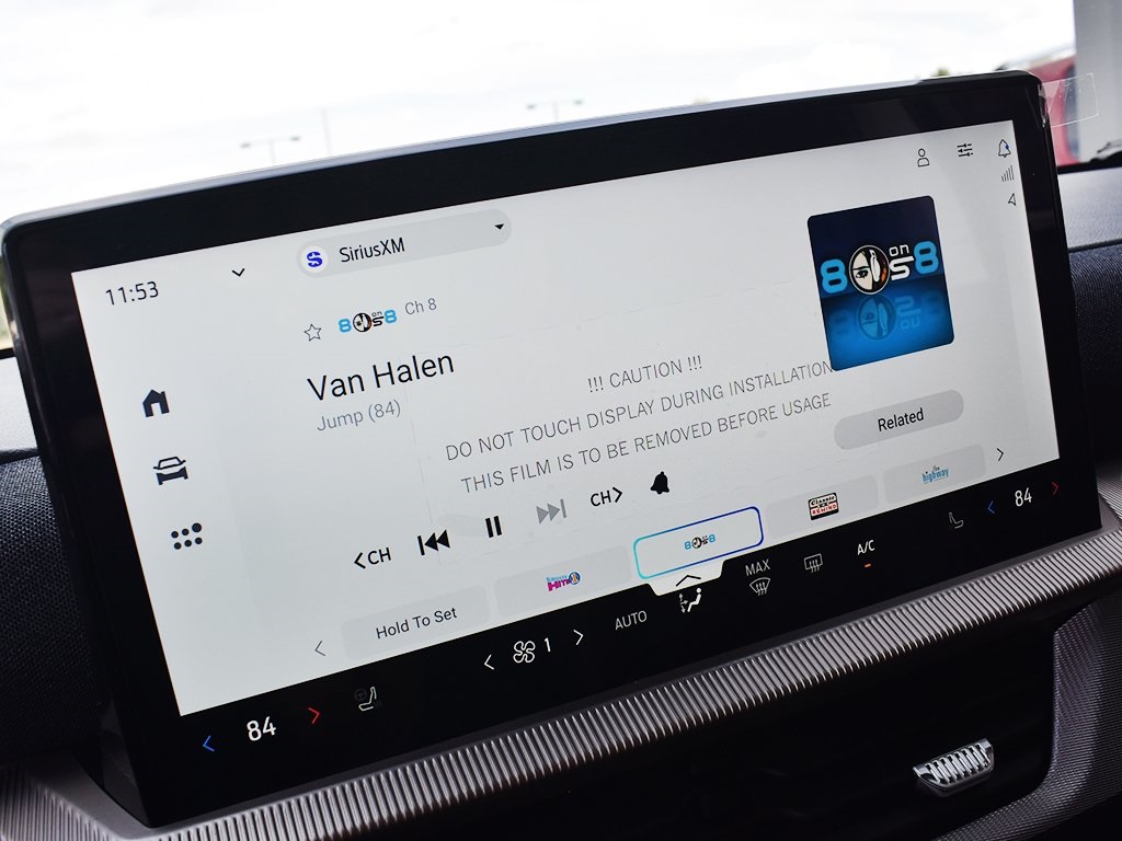 2025 Ford Explorer photo 20