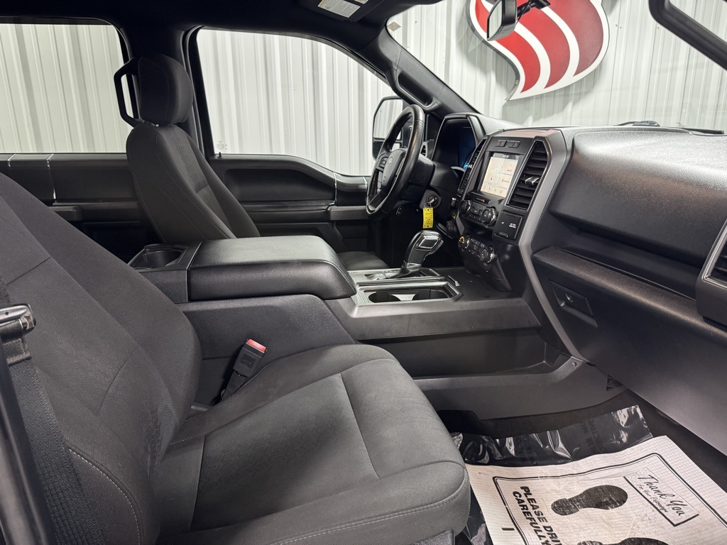 2019 Ford F-150 XLT photo 20