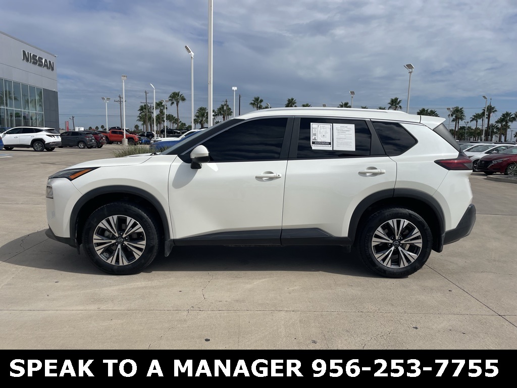 2023 Nissan Rogue SV photo 2