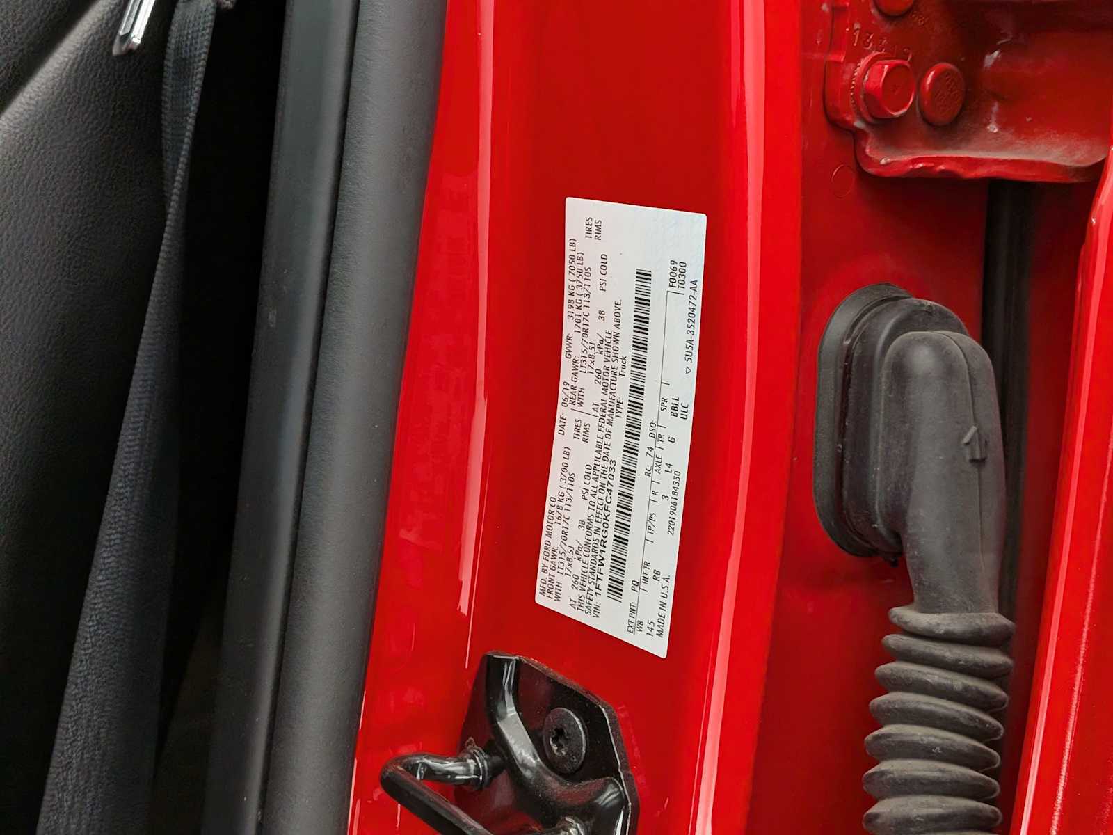 2019 Ford F-150 Raptor photo 34