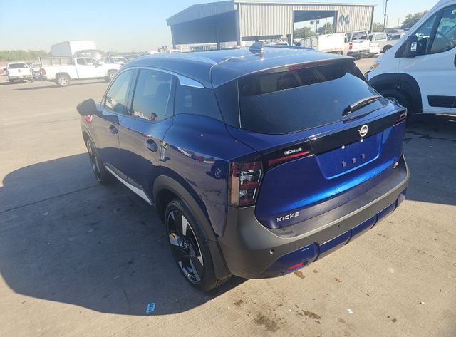 2025 Nissan Kicks SR photo 4