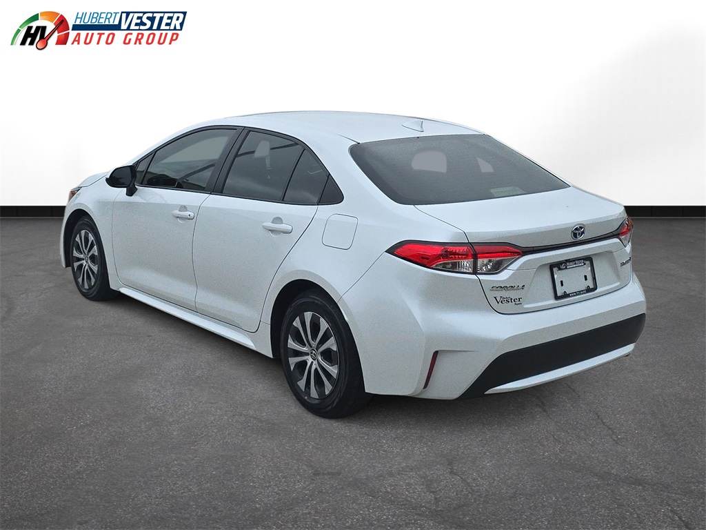 2022 Toyota Corolla Hybrid LE photo 8