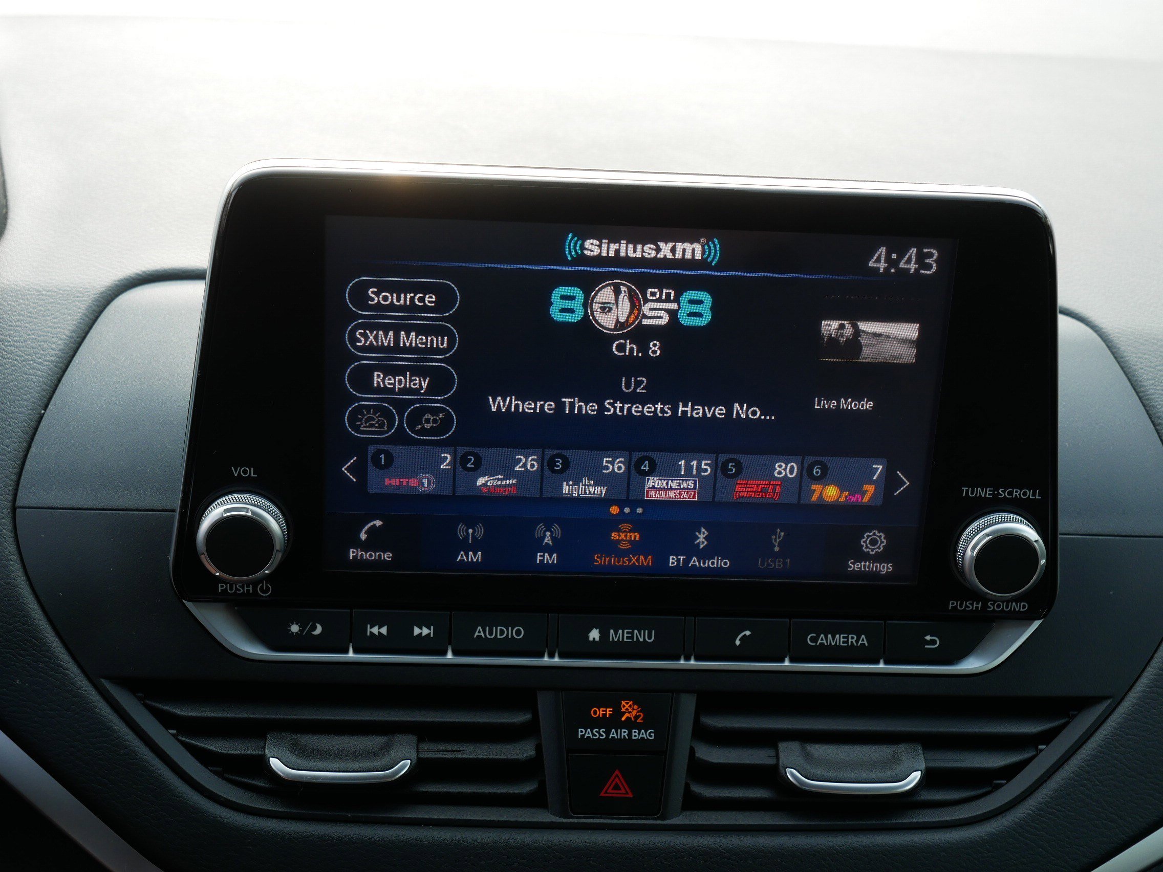 2022 Nissan Altima 2.5 SV photo 22