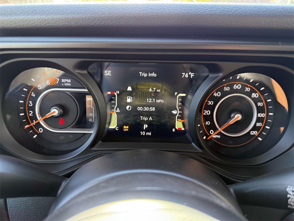 2025 Jeep Wrangler Willys photo 22
