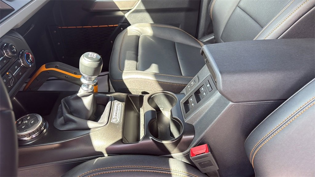 2022 Ford Bronco Base photo 10
