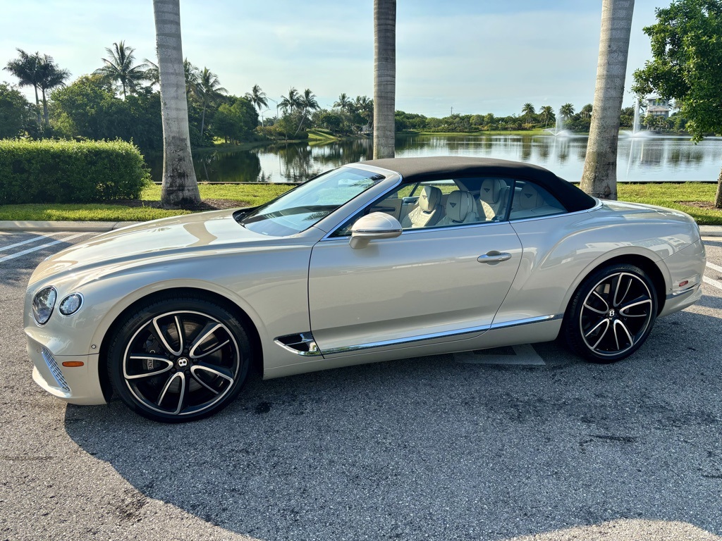 2020 Bentley Continental GT V8 photo 2
