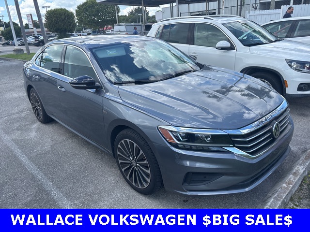2022 Volkswagen Passat 2.0T Limited photo 2