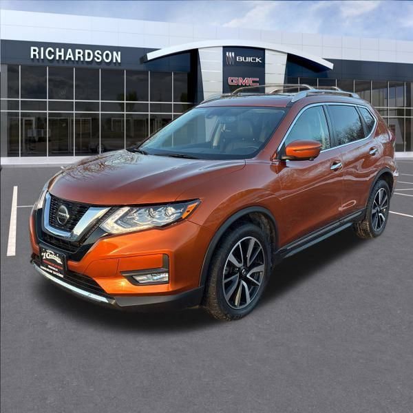 2020 Nissan Rogue SL's photo