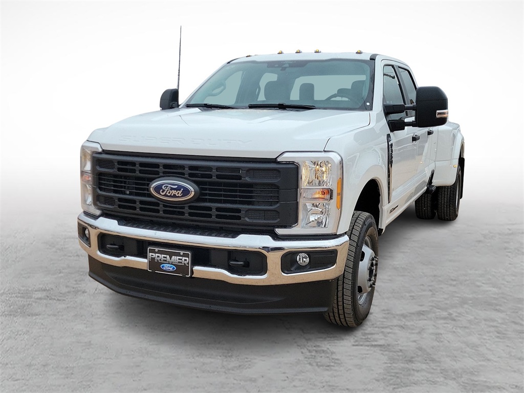 2025 Ford F-350 photo 4