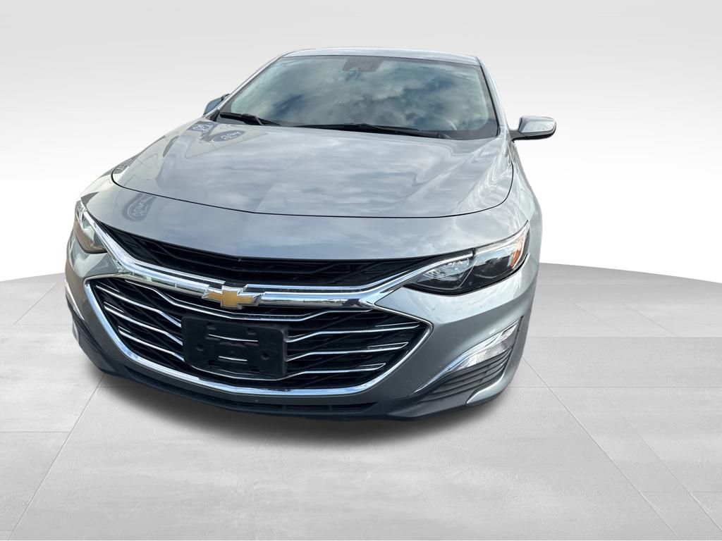 2024 Chevrolet Malibu LS photo 4