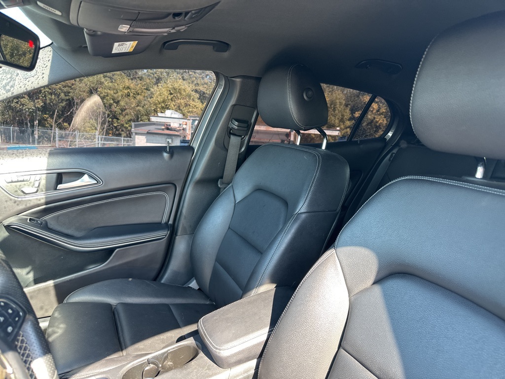 2018 Mercedes Benz GLA 250 4MATIC photo 13