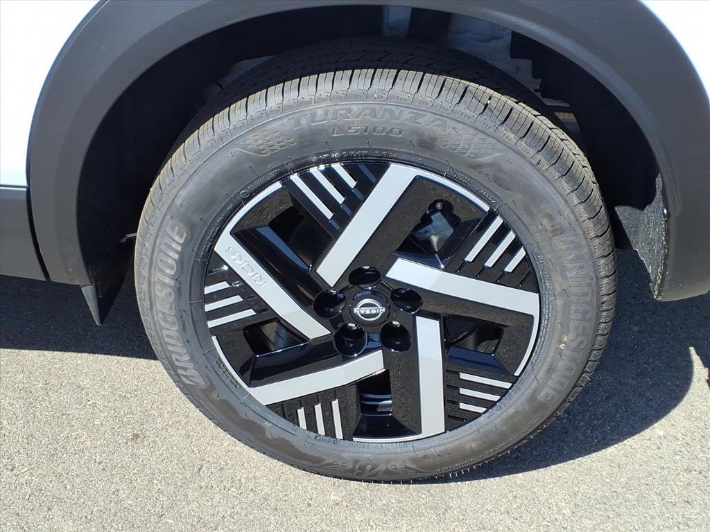 2026 Nissan Kicks SV photo 4