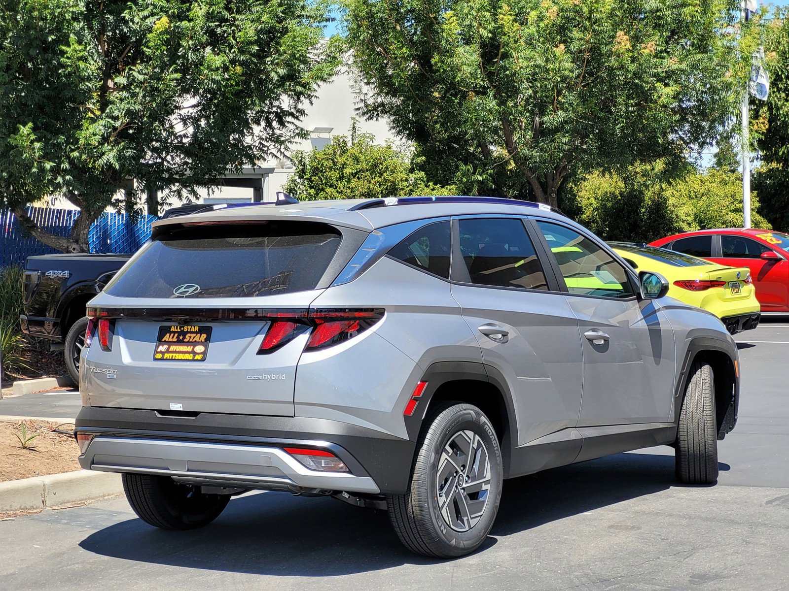 2025 Hyundai Tucson Hybrid Blue photo 2