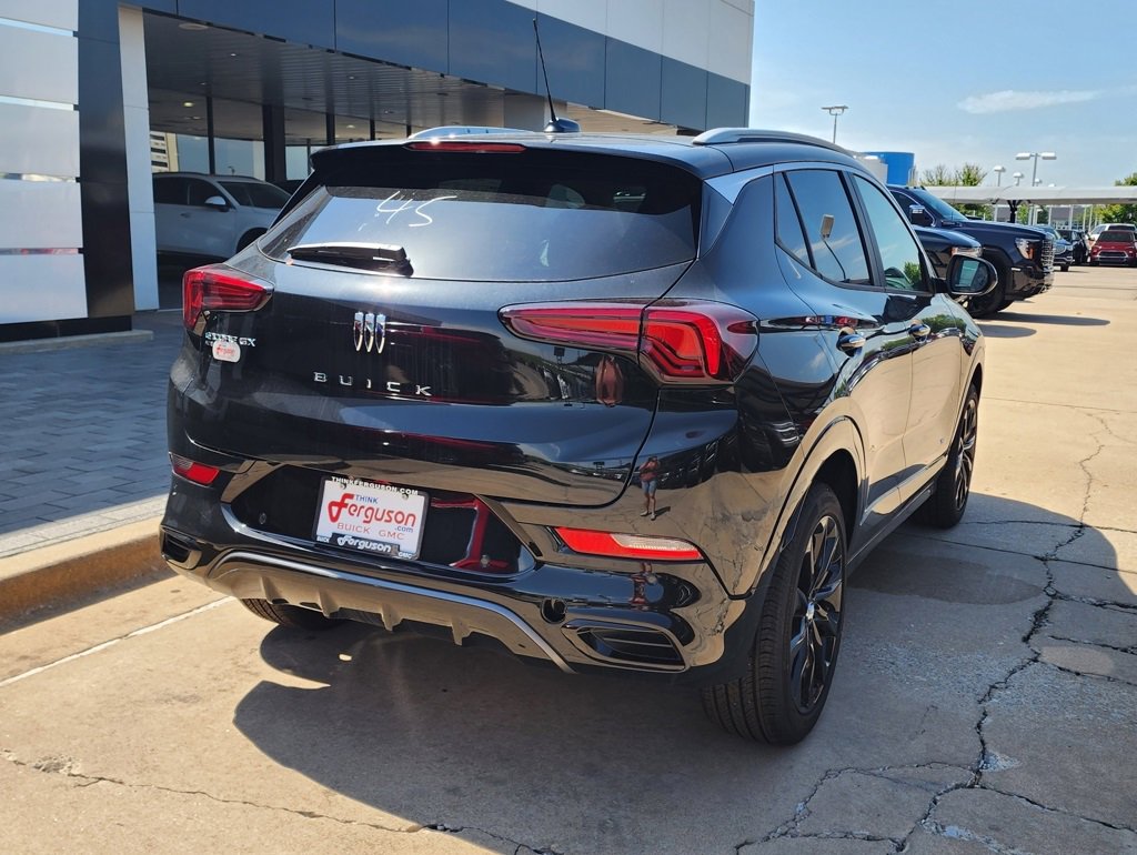 2026 Buick Encore GX Sport Touring photo 4